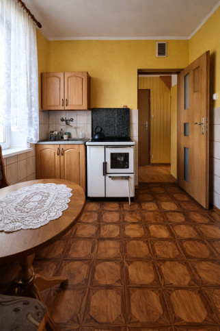 Dom Sprzedaż Lubostronie 9